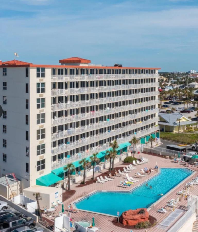 Oceanfront Oasis Aparthotel Daytona Beach Exterior photo