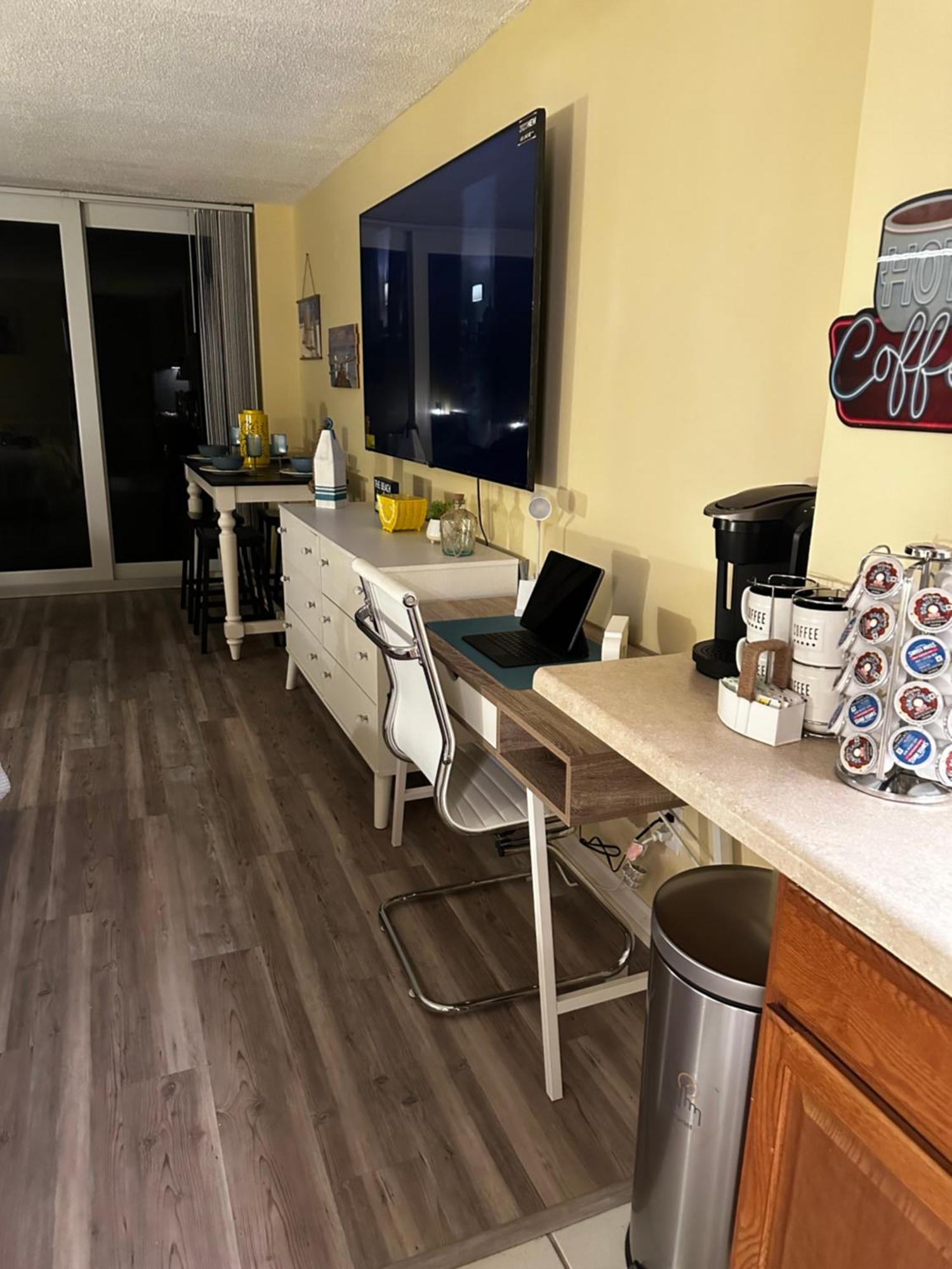 Oceanfront Oasis Aparthotel Daytona Beach Exterior photo