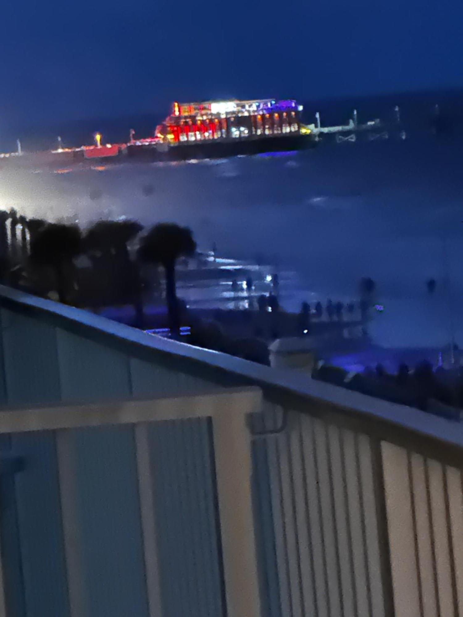 Oceanfront Oasis Aparthotel Daytona Beach Exterior photo